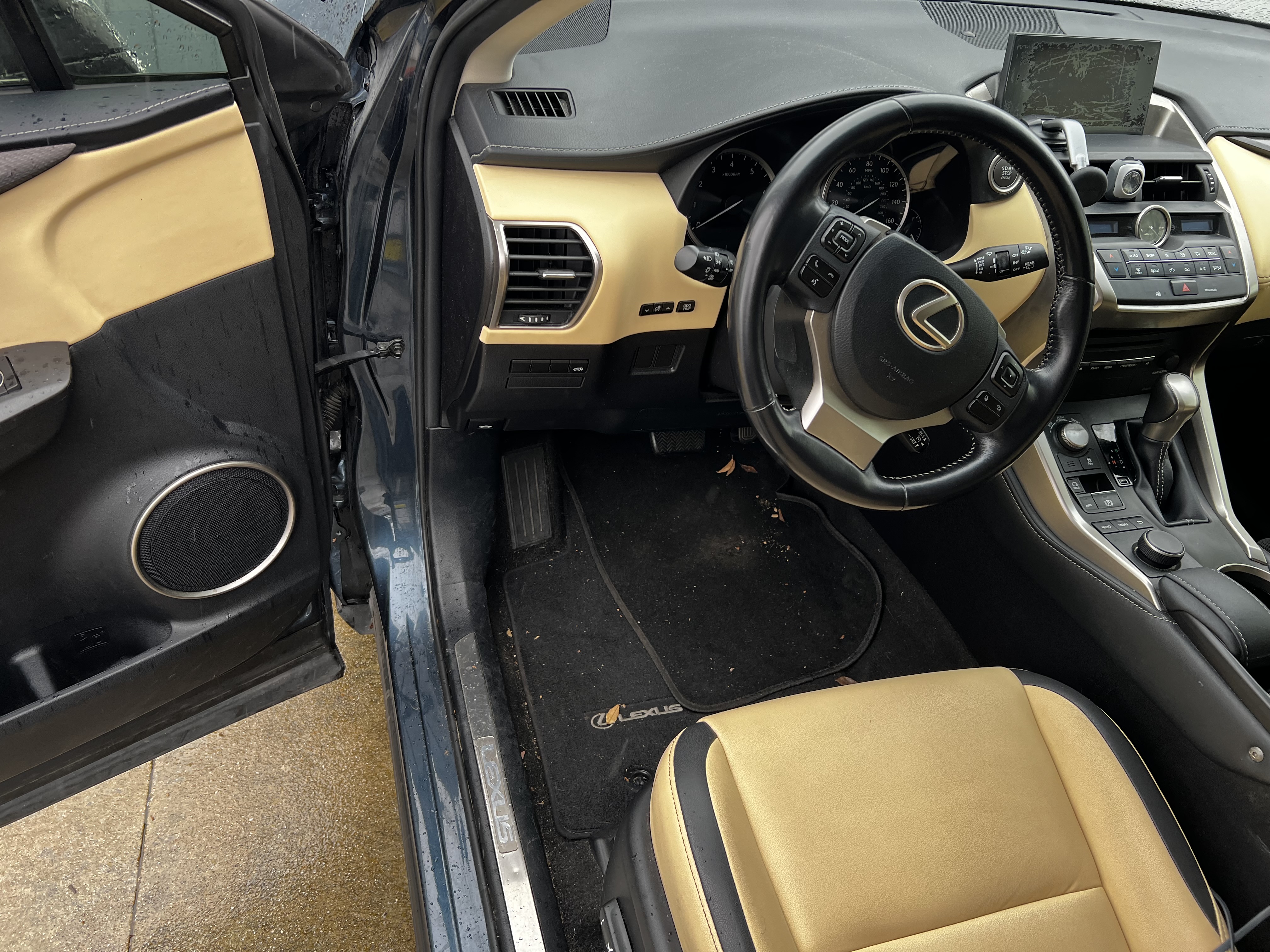 Used 2015 Lexus NX 200t FWD image 23