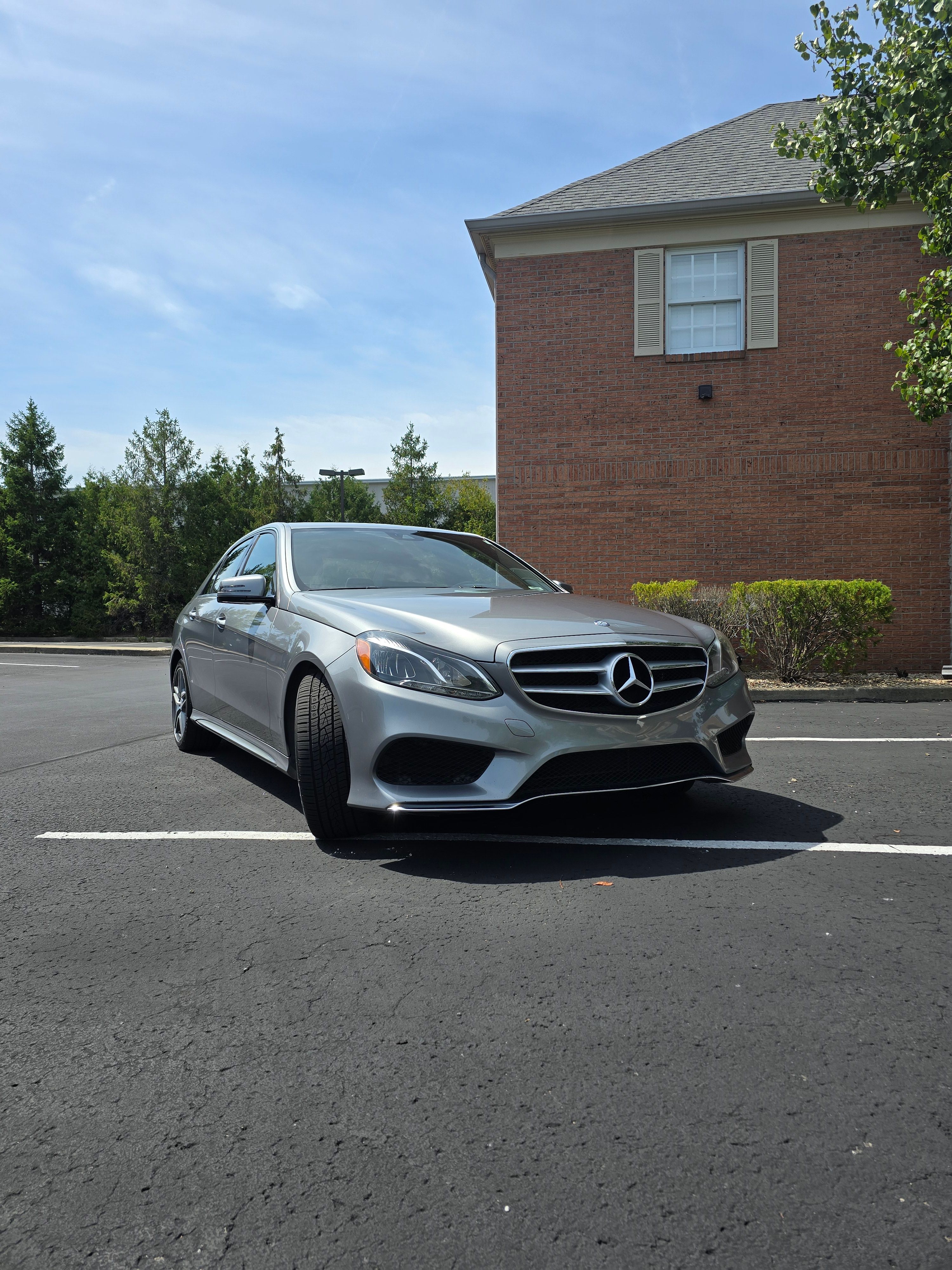 Used 2014 Mercedes-Benz E 350 4MATIC Sedan image 6