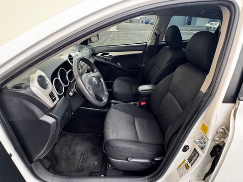 Used 2010 Toyota Matrix FWD image 10