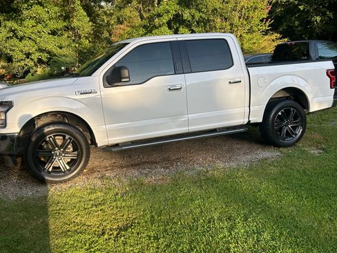 Used 2019 Ford F150 XLT w/ Equipment Group 302A Luxury AWD/4WD image 1