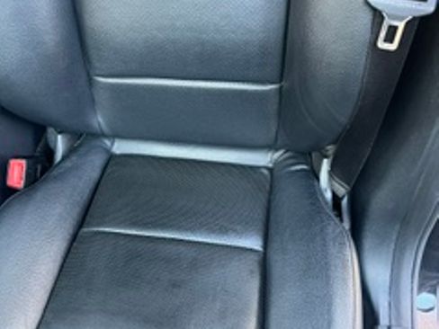 Used 2013 Mercedes-Benz E 350 4MATIC Sedan image 11