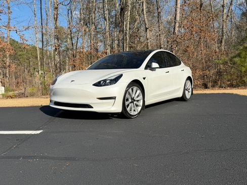 Used 2021 Tesla Model 3 Long Range image 2