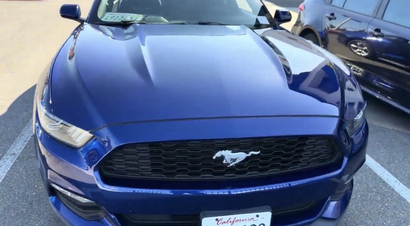 Used 2015 Ford Mustang Coupe RWD image 5