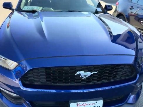 Used 2015 Ford Mustang Coupe RWD image 5