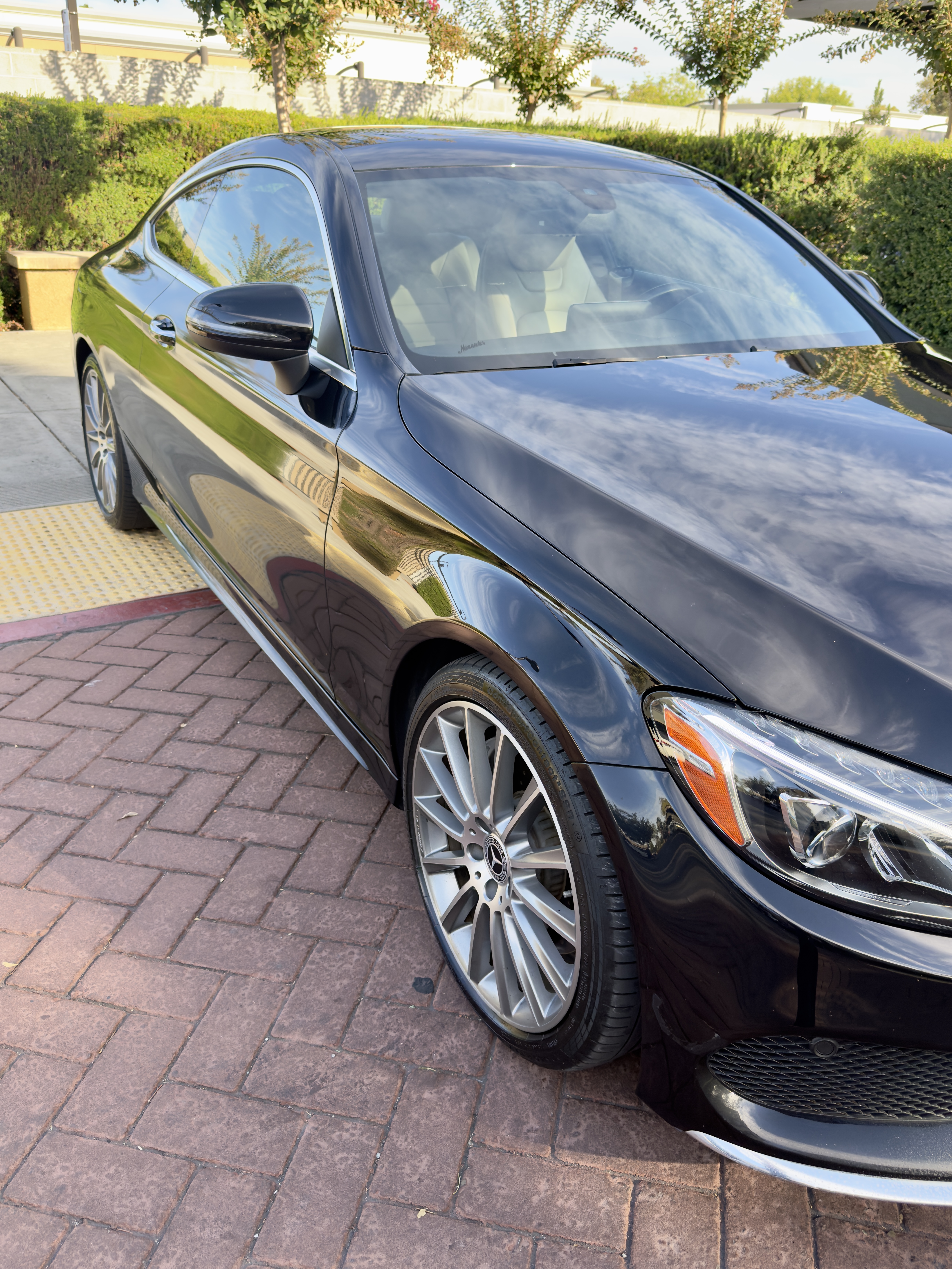 Used 2017 Mercedes-Benz C 300 Coupe image 5