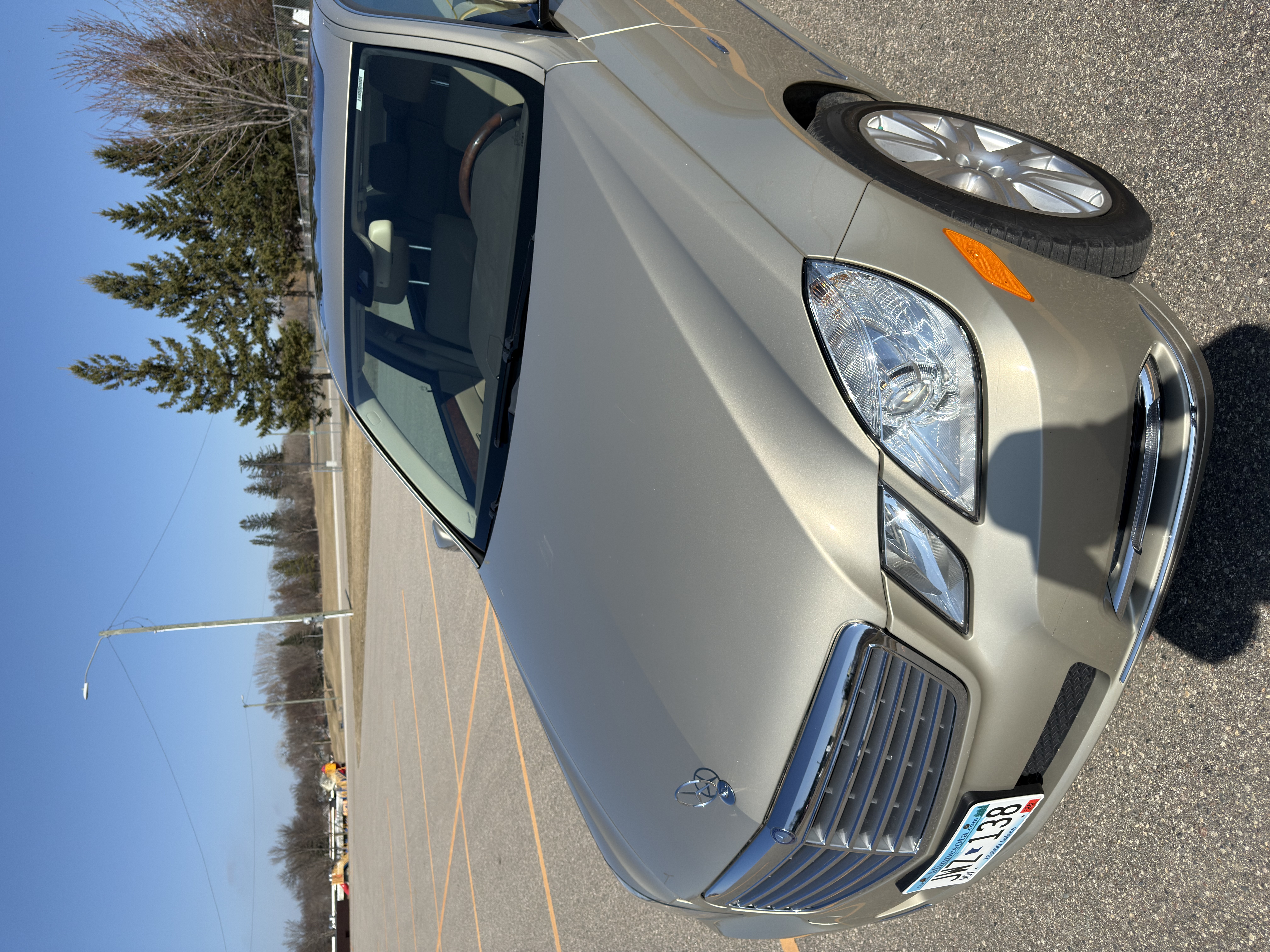 Used 2012 Mercedes-Benz E 350 4MATIC Sedan image 11