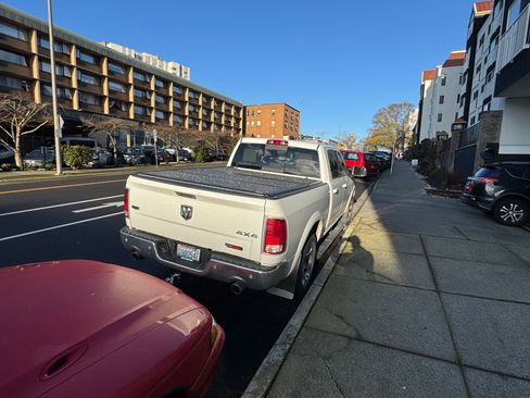 Used 2015 RAM 1500 Laramie w/ Convenience Group image 2