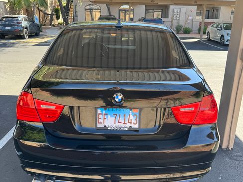 Used 2009 BMW 328i xDrive Sedan AWD/4WD image 11