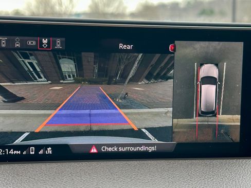 Used 2018 Audi Q7 3.0T Prestige w/ Prestige Package image 28