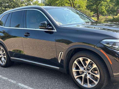 Used 2021 BMW X5 xDrive40i AWD/4WD image 26