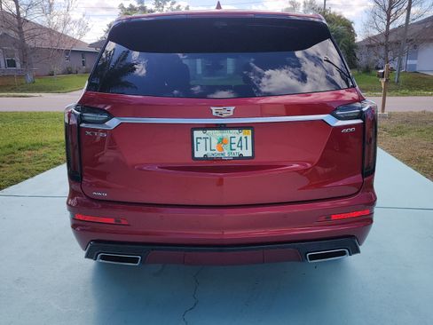 Used 2025 Cadillac XT6 Sport w/ Platinum Package image 8