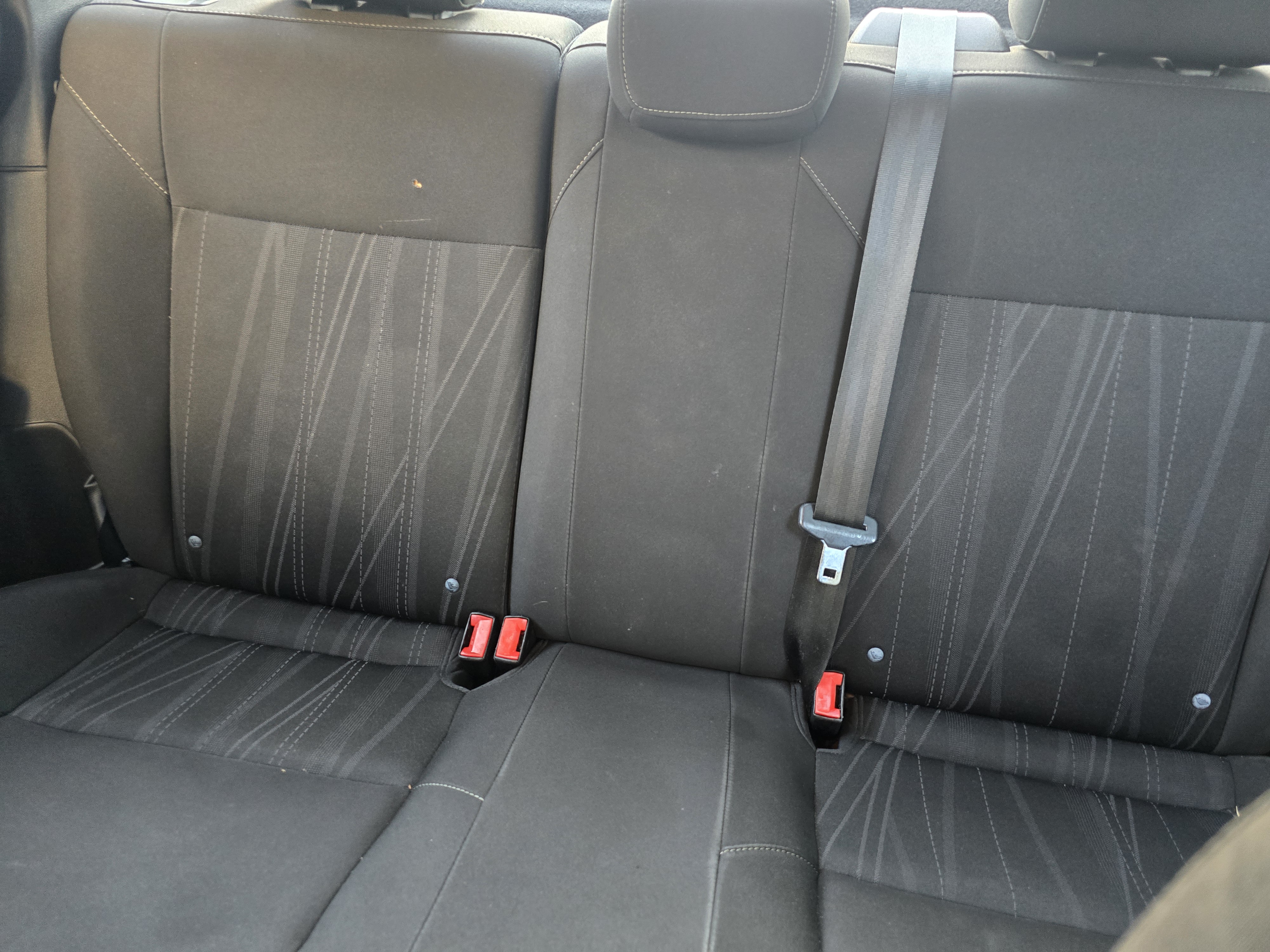 Used 2018 Ford Focus SE FWD image 19