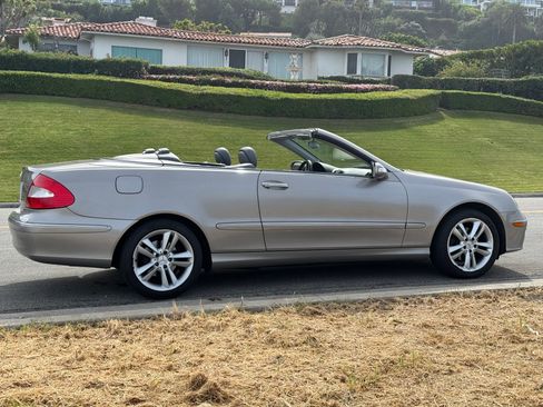 Used 2006 Mercedes-Benz CLK 350 CLK 350 Cabriolet 2D image 10