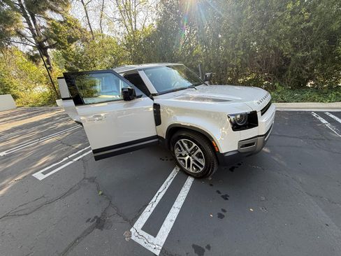 Used 2026 Land Rover Defender 110 S image 16