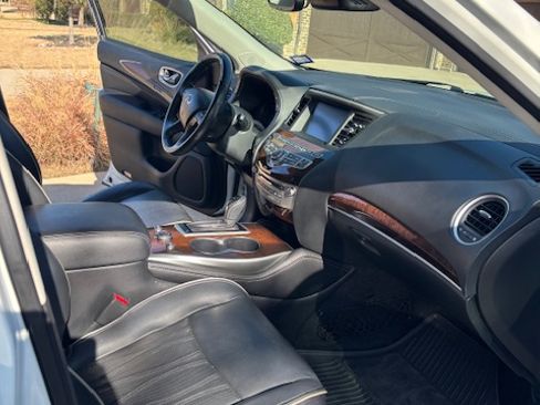 Used 2019 INFINITI QX60 Luxe w/ Sensory Package image 13