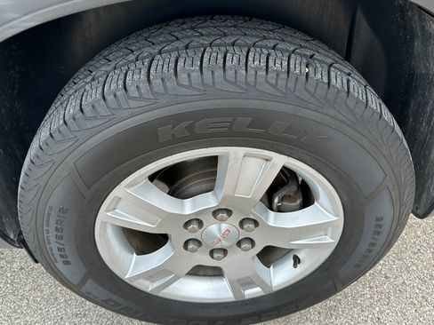 Used 2012 GMC Acadia SL w/ Preferred Package image 20