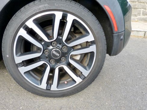 Used 2019 MINI Cooper S image 13