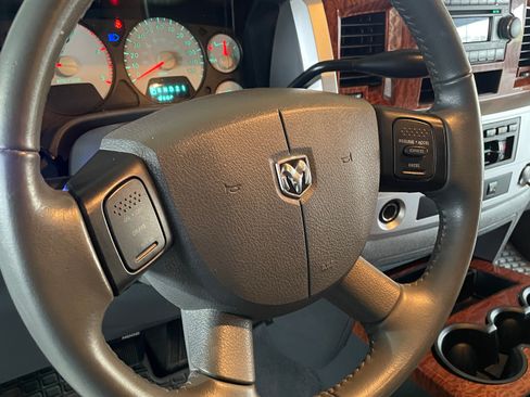 Used 2007 Dodge Ram 2500 Truck Laramie image 9