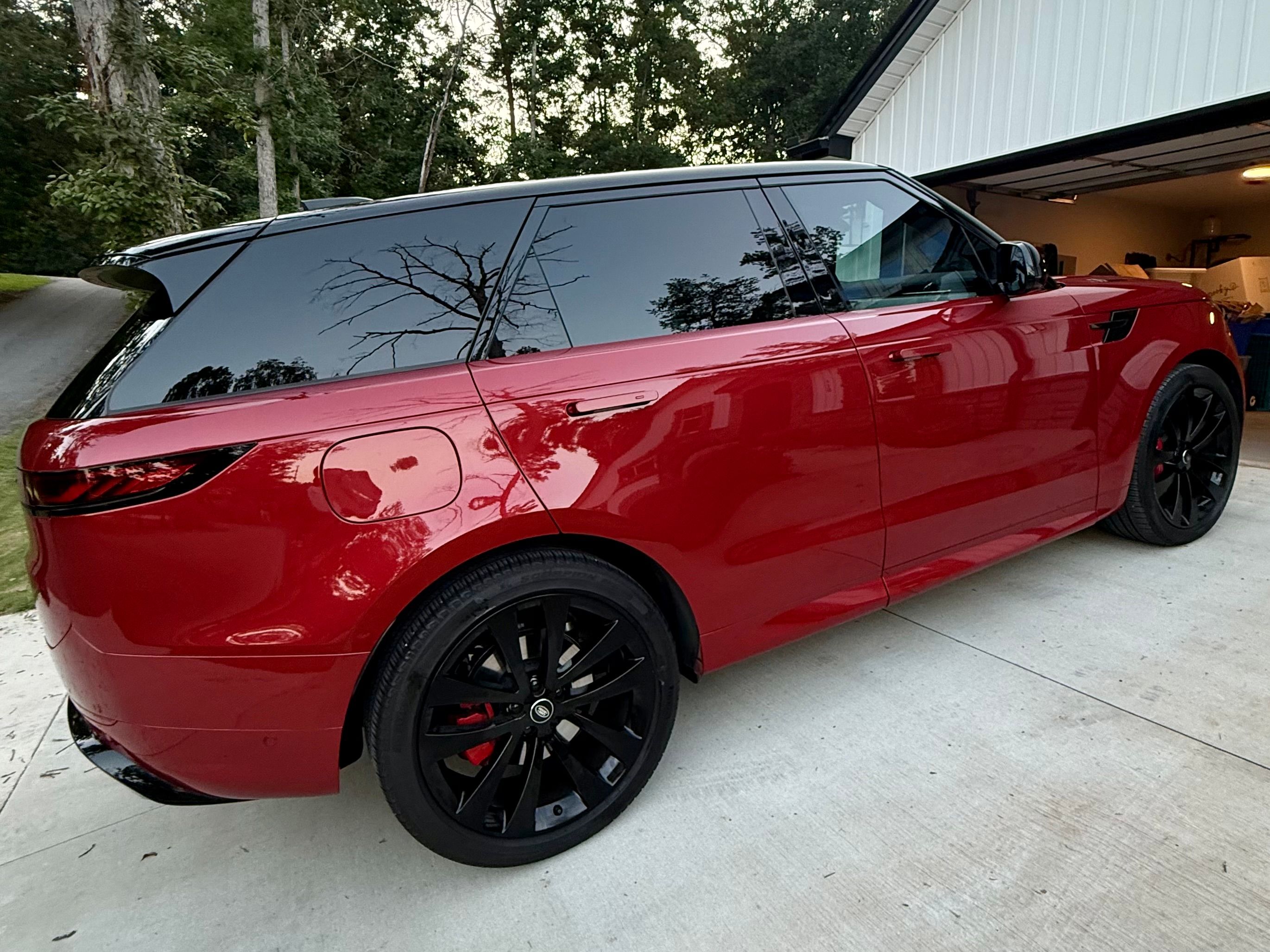 Used 2025 Land Rover Range Rover Sport Dynamic SE AWD/4WD image 10