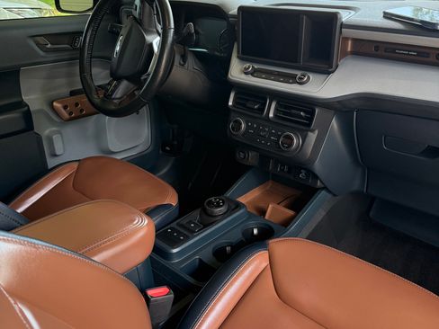 Used 2022 Ford Maverick Lariat w/ Lariat Luxury Package FWD image 9