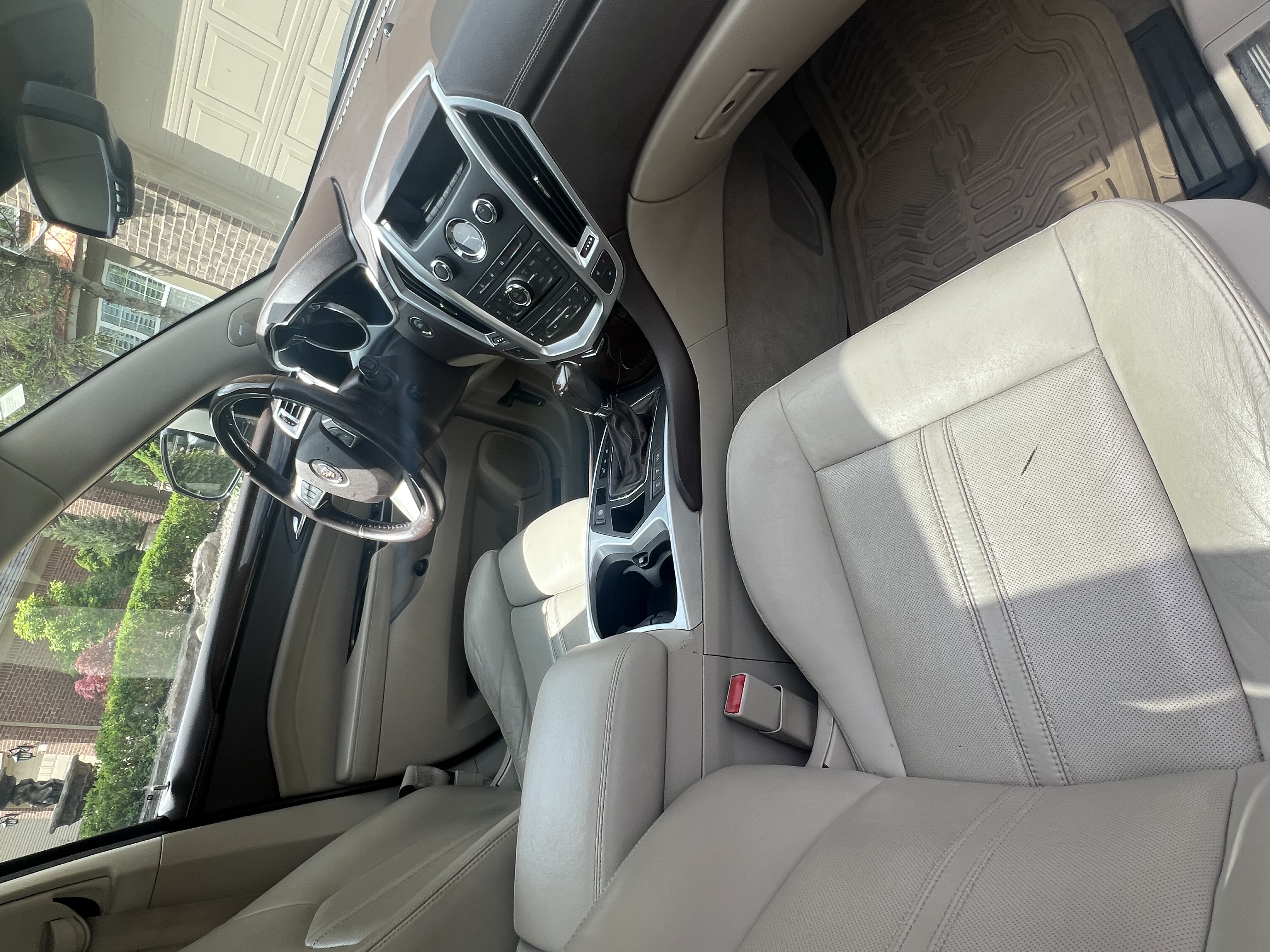 Used 2012 Cadillac SRX Luxury AWD/4WD image 8