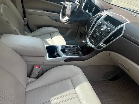 Used 2012 Cadillac SRX Luxury AWD/4WD image 8