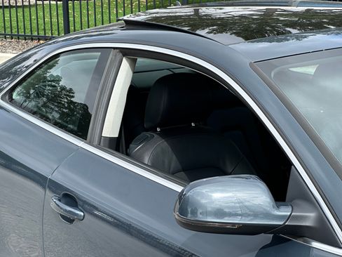 Used 2010 Audi A5 2.0T Premium Plus image 15