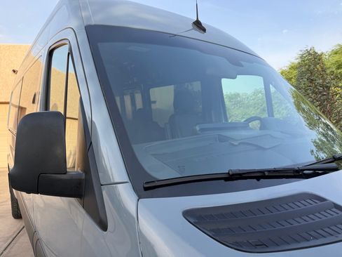 Used 2019 Mercedes-Benz Sprinter 2500 image 8