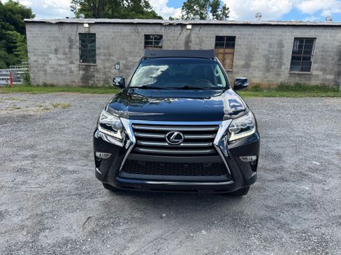 Used 2016 Lexus GX 460 image 10