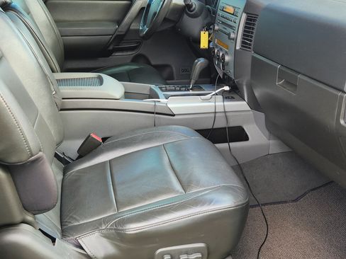 Used 2007 Nissan Titan LE image 16