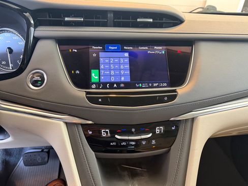 Used 2022 Cadillac XT5 Premium Luxury image 12