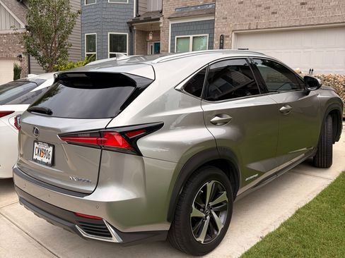 Used 2018 Lexus NX 300h AWD w/ Premium Package image 5