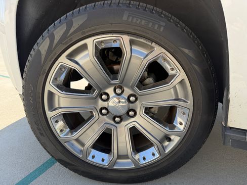 Used 2016 GMC Yukon XL Denali w/ Open Road Package RWD image 16