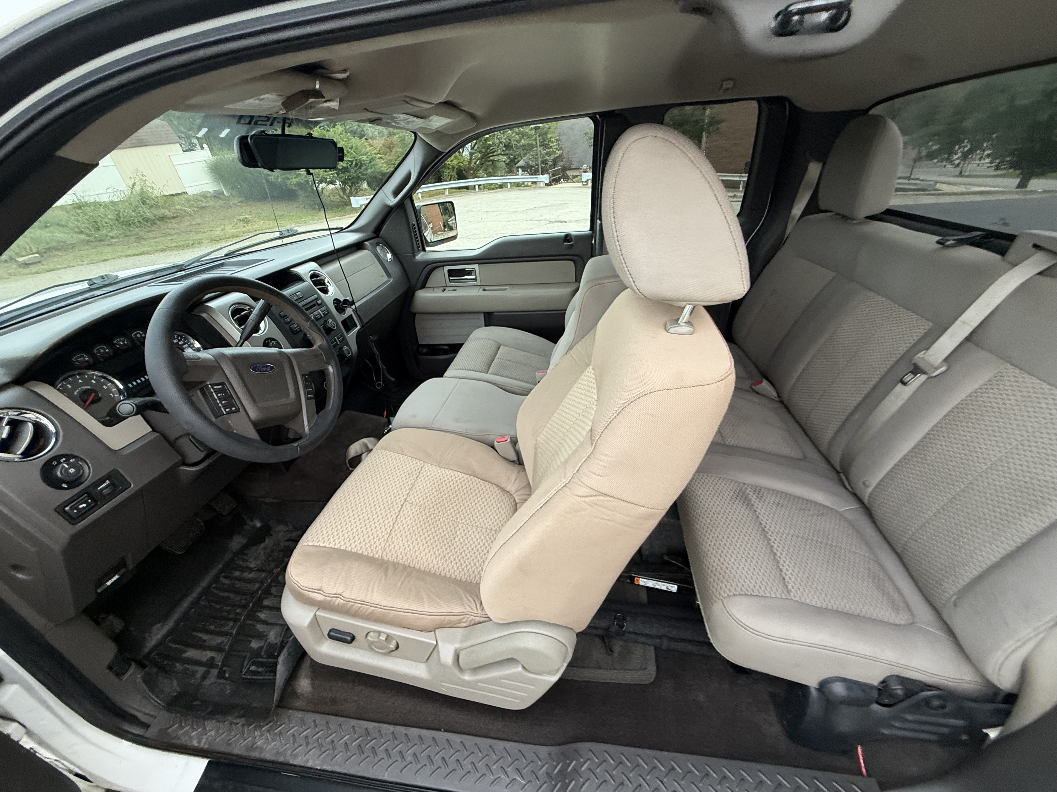 Used 2010 Ford F150 XLT AWD/4WD image 4
