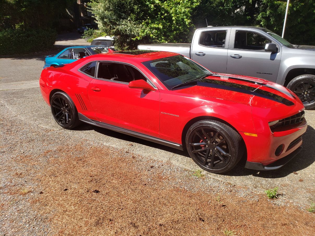 Used 2011 Chevrolet Camaro LT w/ RS Package RWD image 8