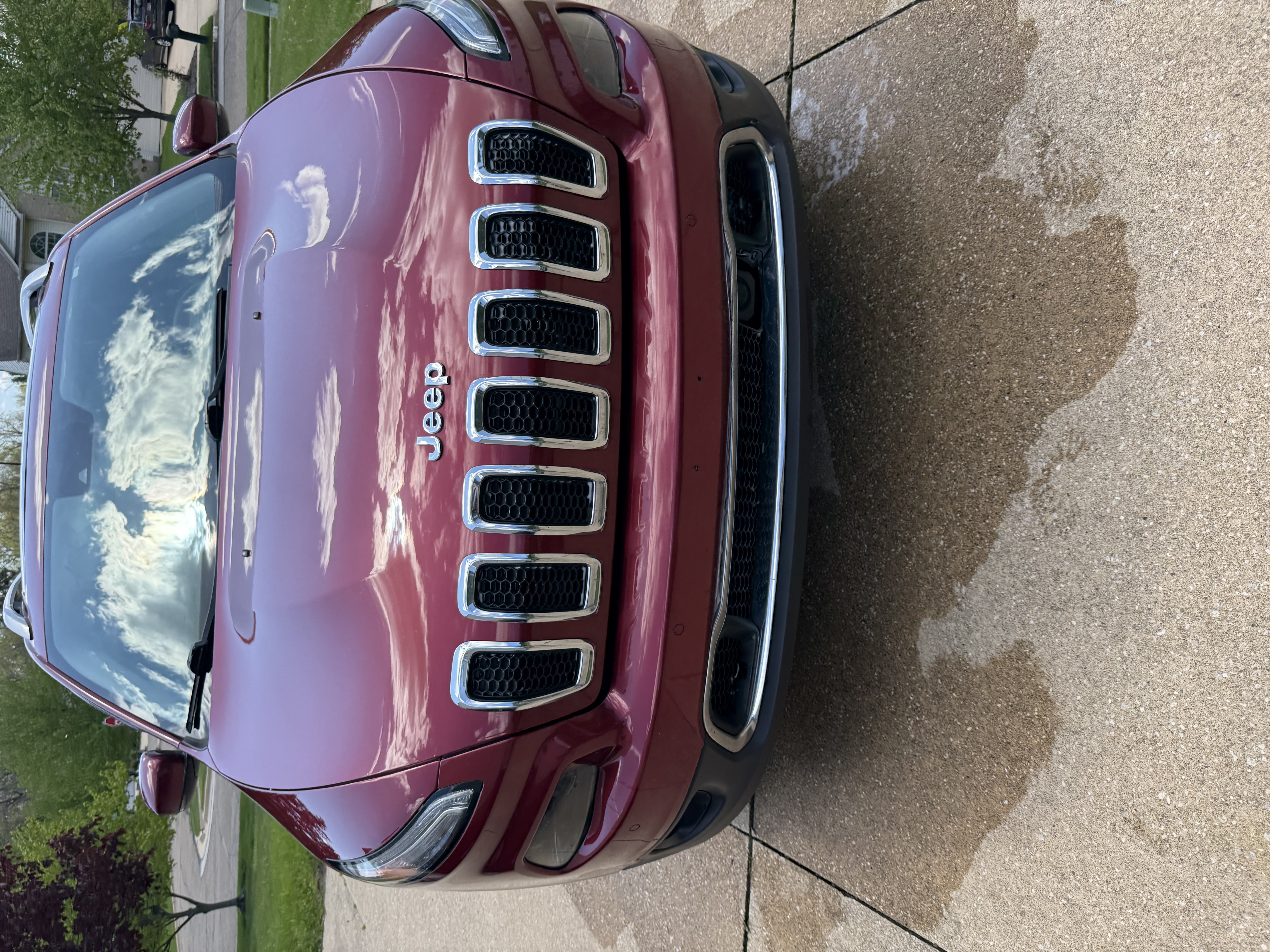 Used 2017 Jeep Cherokee Limited w/ Luxury Group AWD/4WD image 9