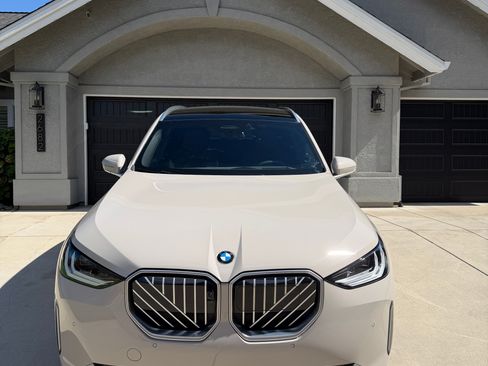 Used 2025 BMW X3 xDrive30i w/ Premium Package AWD/4WD image 8