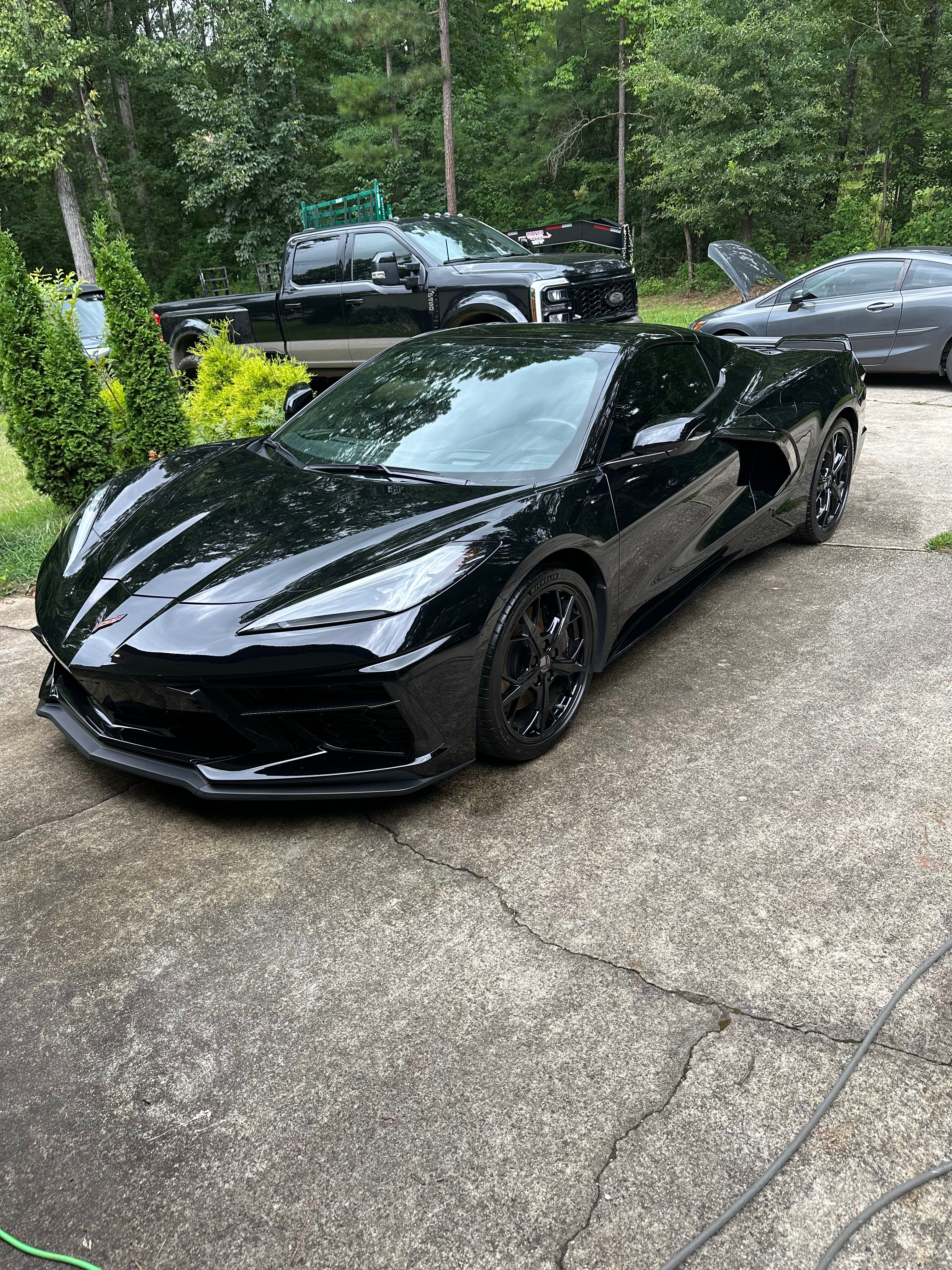 Used 2022 Chevrolet Corvette Stingray Premium Conv w/ Z51 Performance Package RWD image 9