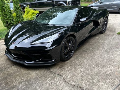 Used 2022 Chevrolet Corvette Stingray Premium Conv w/ Z51 Performance Package RWD image 9