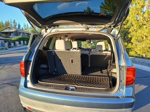 Used 2018 Honda Pilot LX image 10