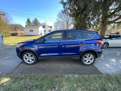 Used 2013 Ford Escape SEL w/ Class II Trailer Tow Pkg
