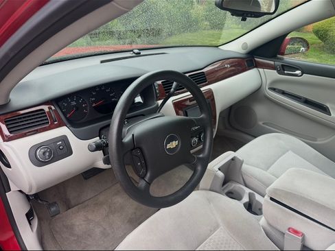 Used 2008 Chevrolet Impala LS FWD image 8