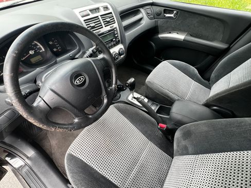 Used 2005 Kia Sportage LX FWD image 11