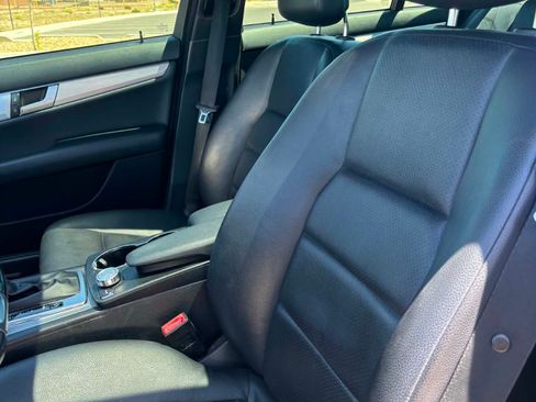 Used 2012 Mercedes-Benz C 250 Sedan image 18
