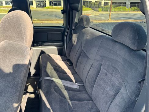 Used 2000 Chevrolet Silverado 1500 LS w/ Off-Road Chassis Pkg image 6