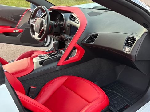 Used 2019 Chevrolet Corvette Z06 image 22