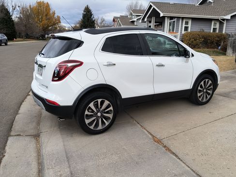 Used 2018 Buick Encore Essence image 4