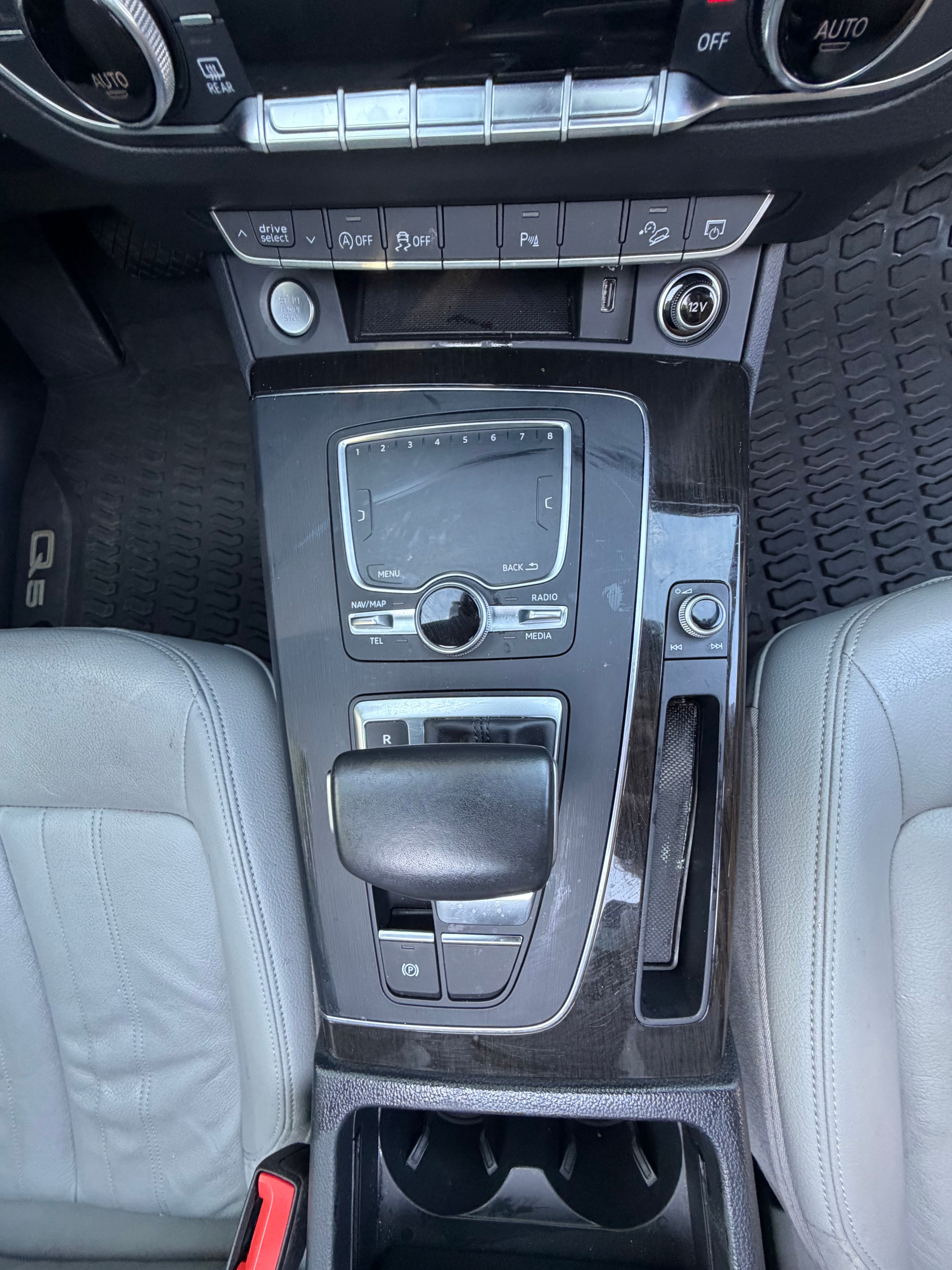 Used 2018 Audi Q5 2.0T Premium Plus w/ Premium Plus Package AWD/4WD image 15