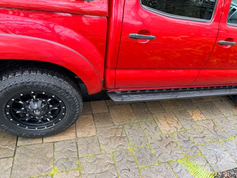 Used 2013 Toyota Tacoma 4x4 Double Cab w/ TRD Off-Road Pkg image 8