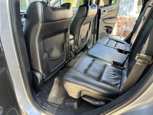 Used 2015 Jeep Grand Cherokee Limited image 10